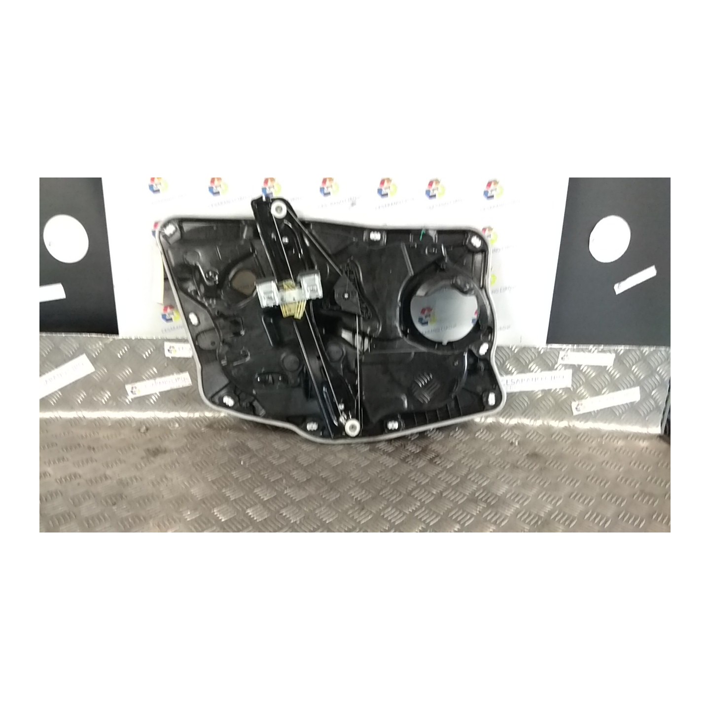 ALZACRISTALLO ELETTR. PORTA ANT. CON MOTORINO DX. 019 FIAT 500X (6X) (07/18-12/22) 55263842 52120673