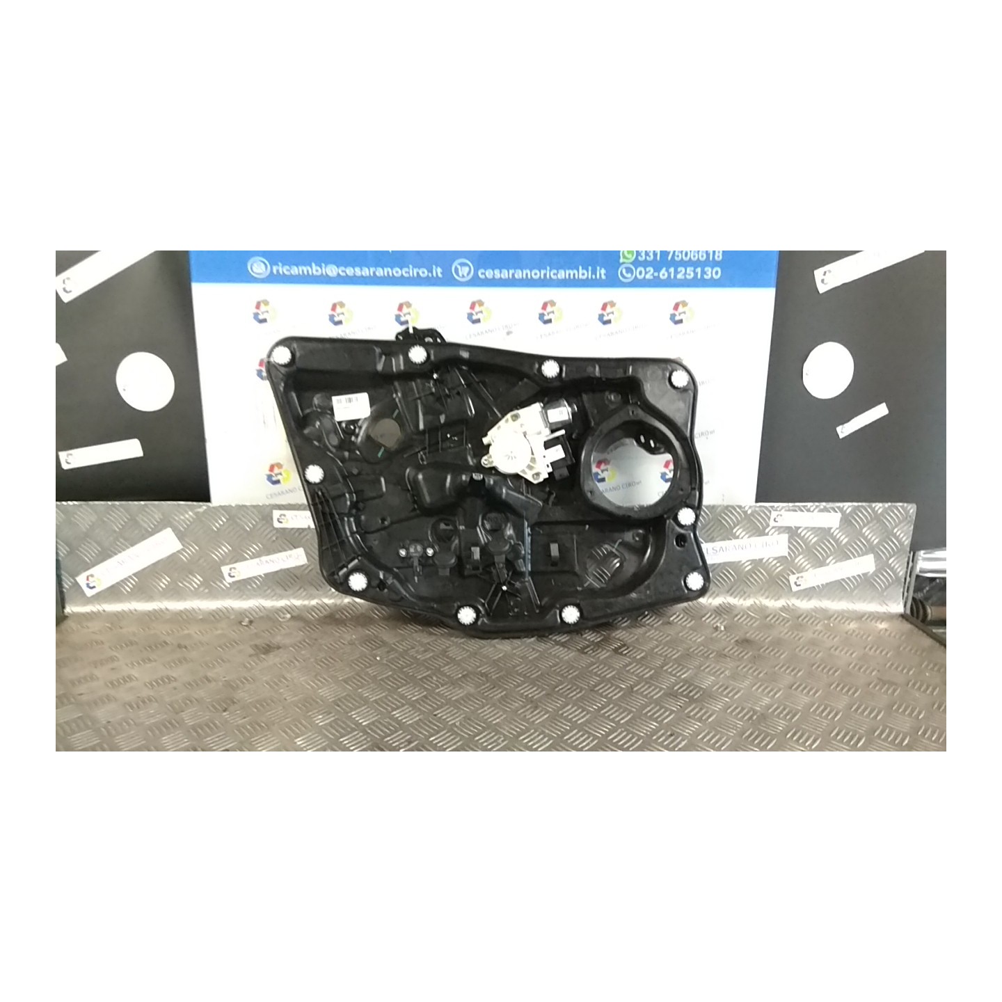 ALZACRISTALLO ELETTR. PORTA ANT. CON MOTORINO SX. 020 FIAT 500X (6X) (07/18-12/22) 55263842 52120684