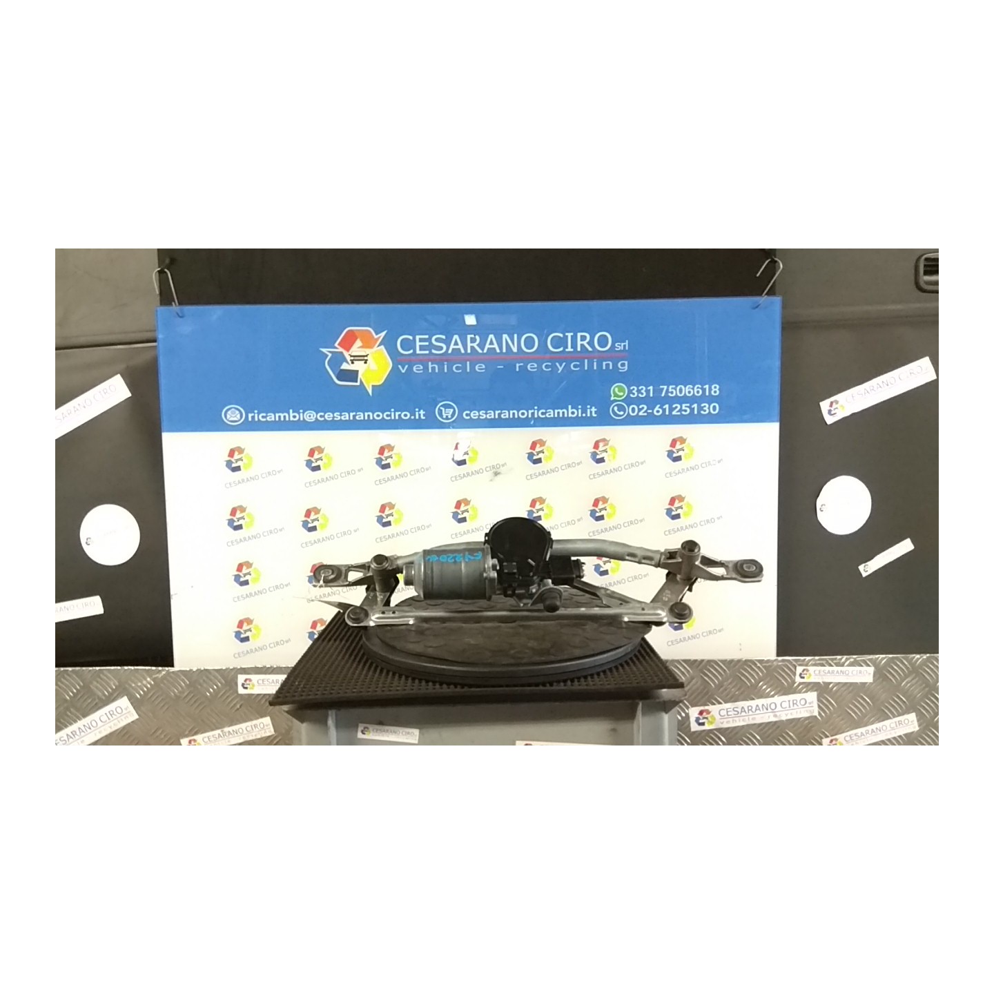 MECCANISMO TERGIPARABREZZA CON MOTORINO 030 FIAT 500X (6X) (07/18-12/22) 55263842 52063174