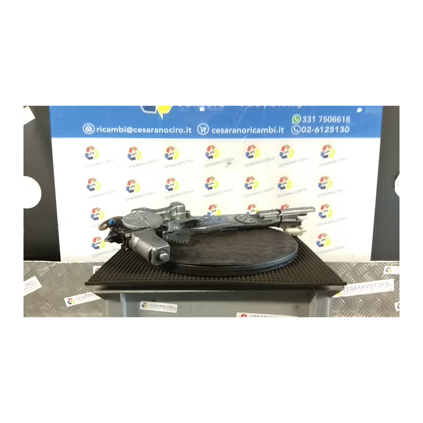 ALZACRISTALLO ELETTR. PORTA POST. SX. 010 HONDA HR-V 1A SERIE (01/99-02/06) D16W1 72751S4N003