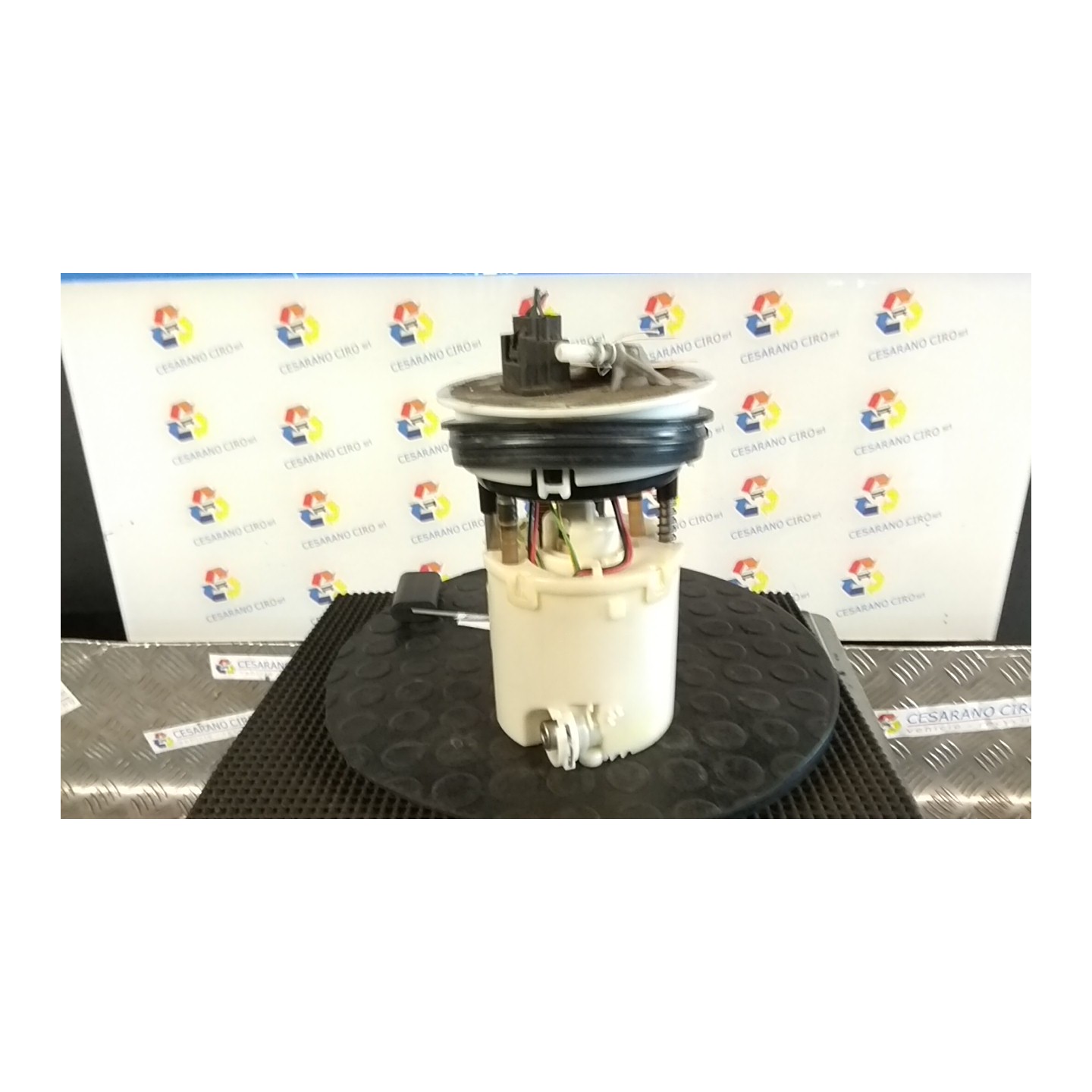 POMPA CARBURANTE C/TRASDUTTORE (GALLEGGIANTE) 018 FORD FIESTA (CB1) (09/08-10/13) RTJA 1809972
