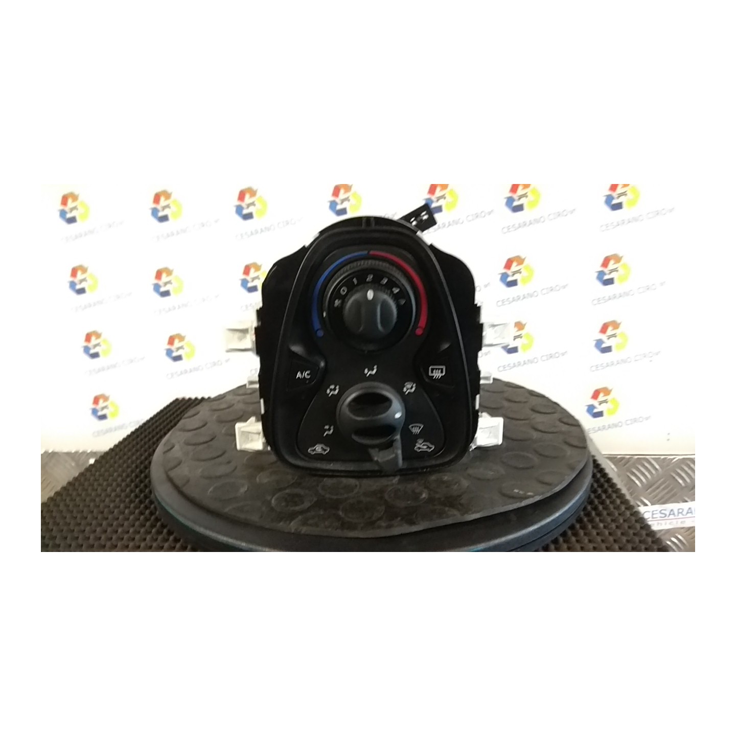 BLOCCO COMANDO CLIMATIZZAZIONE 047 PEUGEOT 108 (04/14-06/19) 1KR 1611305980