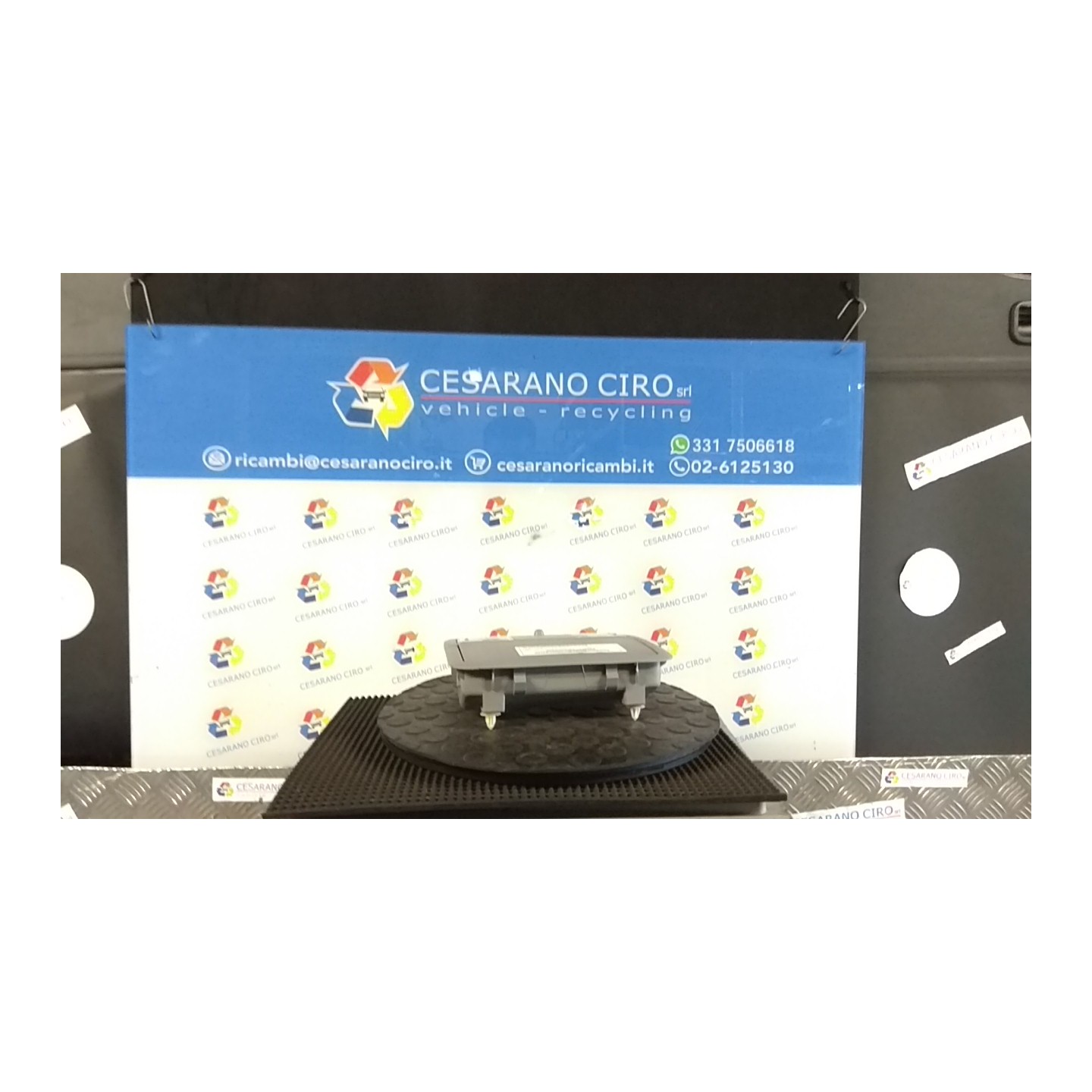 LUCE CORTESIA ANT. TETTO P/TETTO C/APERTURA 091 TOYOTA RAV 4 3A SERIE (02/10-12/13) 2ADFTV 8126042140B0