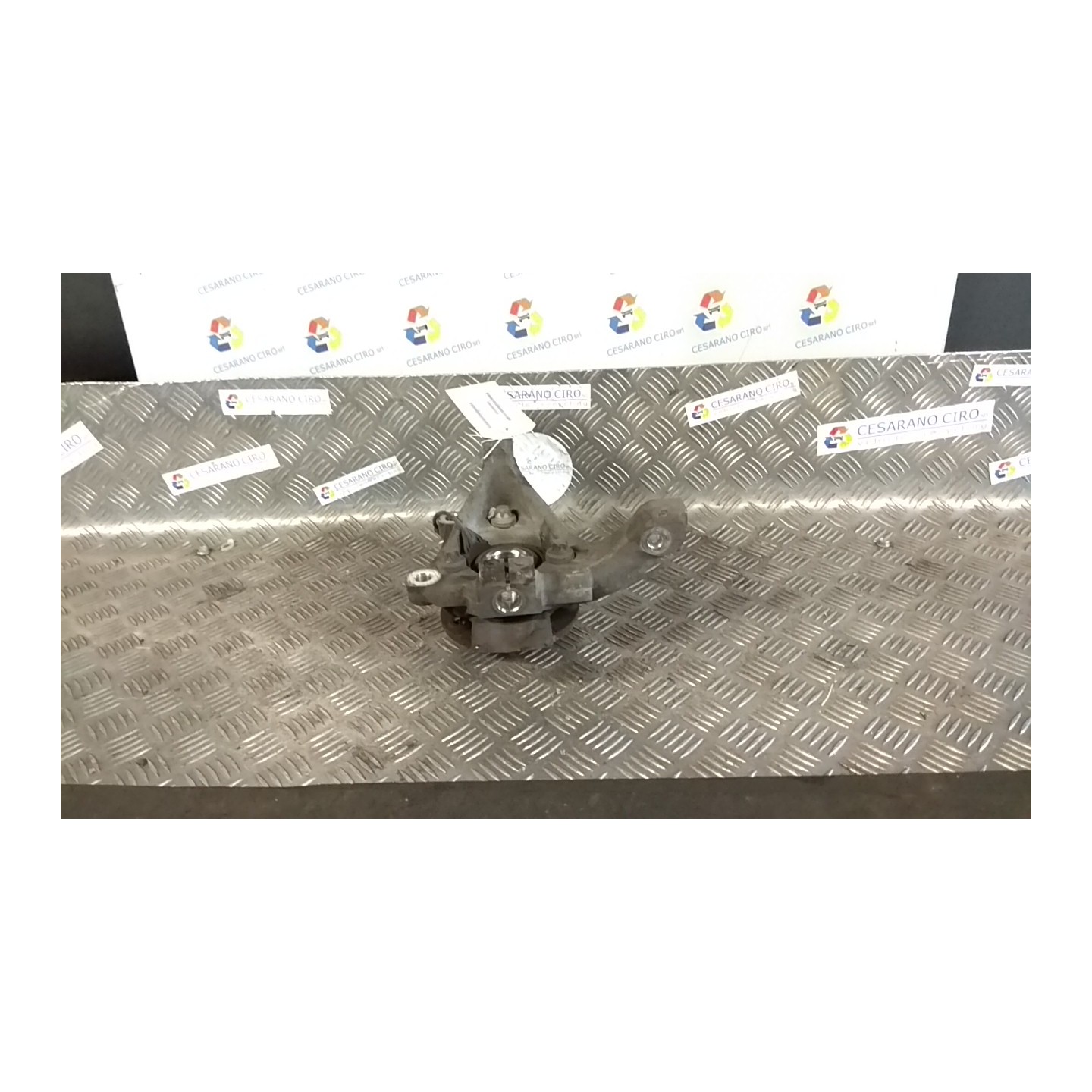 MONTANTE SOSP. ANT. DX. 005 FIAT CROMA (2T) (04/05-10/07) 939A1000 51753896