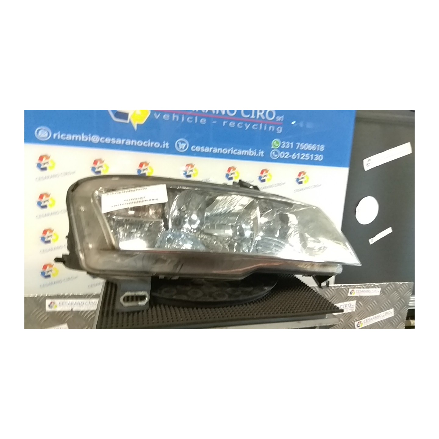 PROIETTORE DX. 064 FIAT STILO (2V) (11/03-06/09) 843A1000 51716353