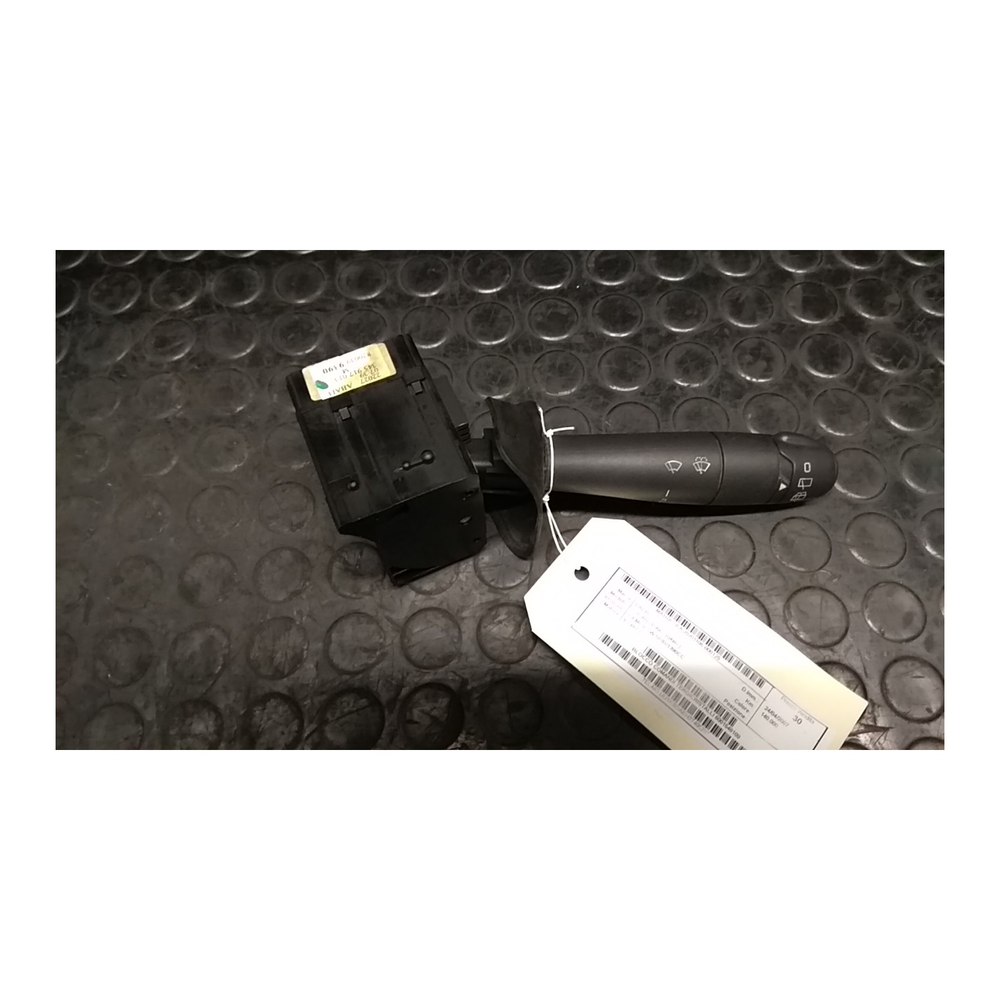 BLOCCO COMANDI TERGICRISTALLI 125 DACIA LOGAN (11/05-10/08) K7JA7 6001548109