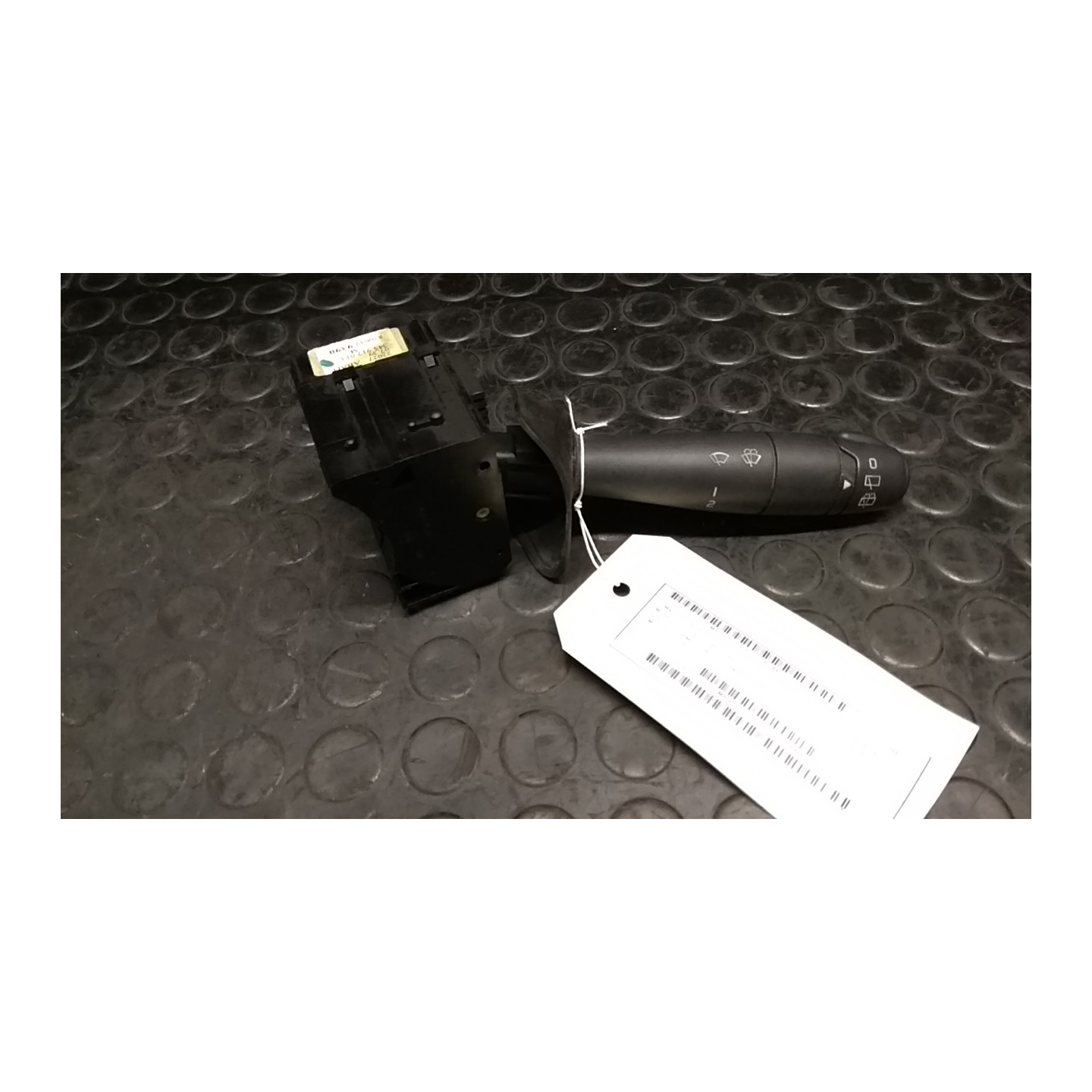 BLOCCO COMANDI TERGICRISTALLI 125 DACIA LOGAN (11/05-10/08) K7JA7 6001548109