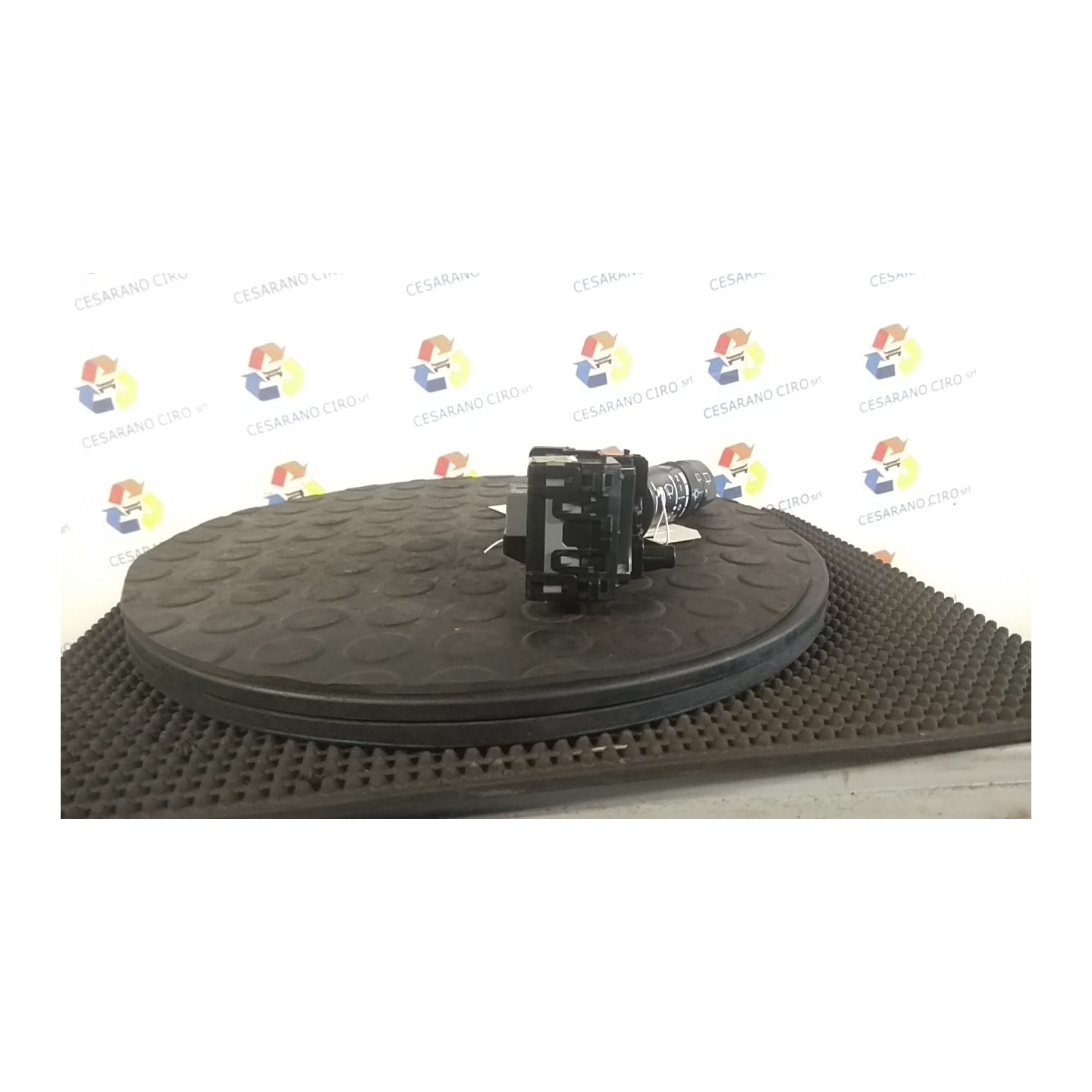 BLOCCO COMANDI TERGICRISTALLI 025 KIA RIO 3A SERIE (08/11-09/15) D3FA 934203S510