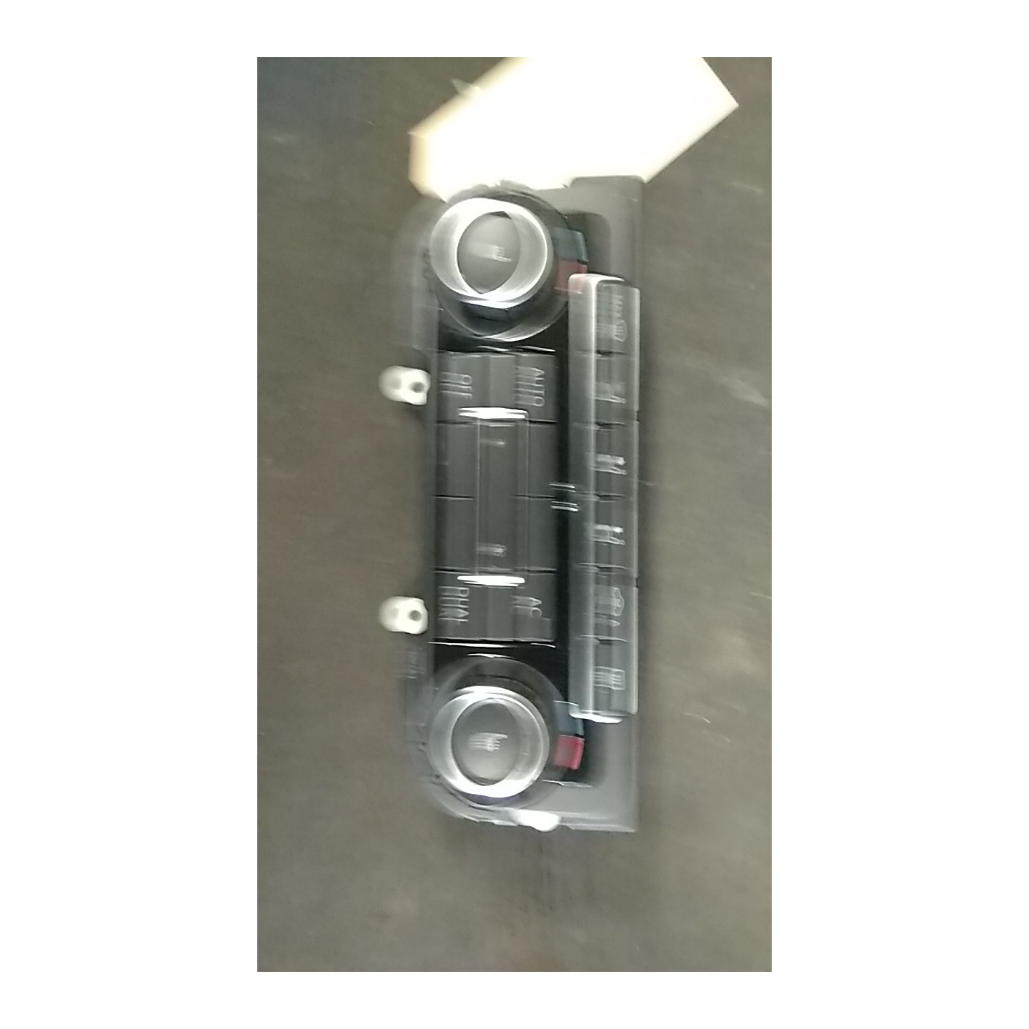 BLOCCO COMANDO CLIMATIZZAZIONE 073 VOLKSWAGEN GOLF (5K/AJ) (09/08-) CBB 1K0819047BRWHS