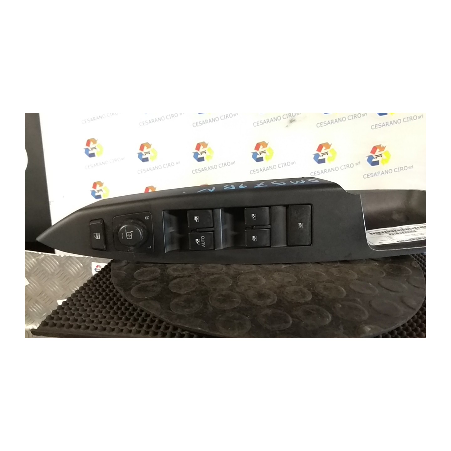 BLOCCO COMANDI ALZACRISTALLI E RETROVISORI EST. 052 OPEL ANTARA (L07) (02/07-07/11) Z20S 96628730