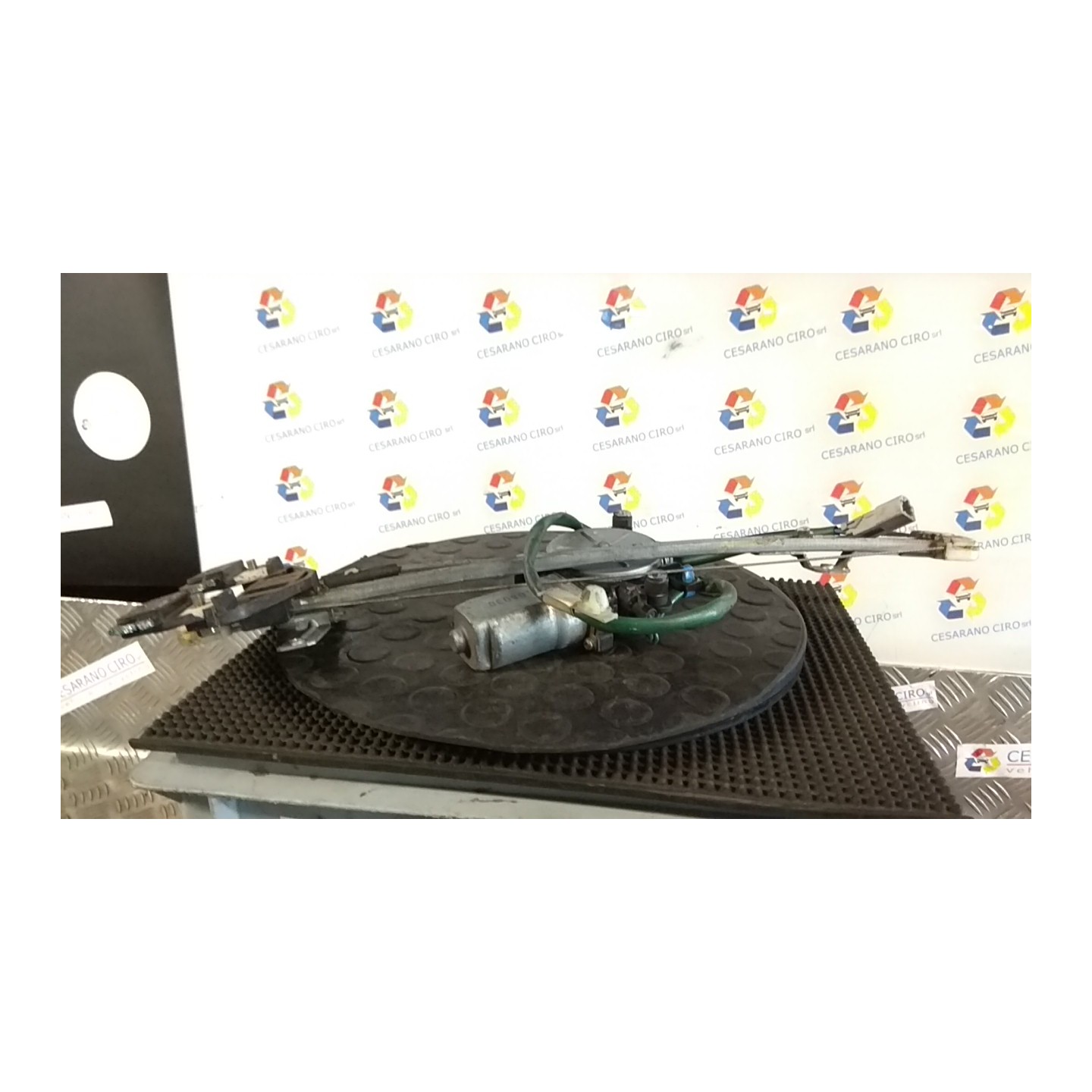 ALZACRISTALLO ELETTR. PORTA POST. C/MOTORINO DX. 094 HONDA CIVIC 7A SERIE (03/01-12/05) 4EE2 72710S6D013