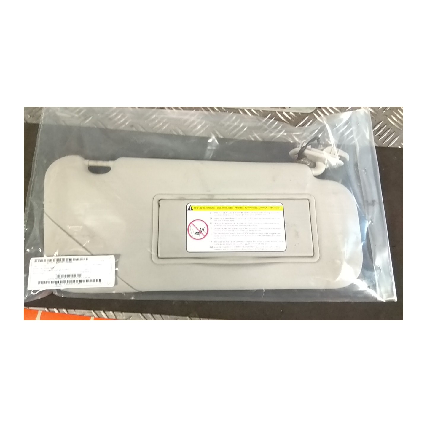 ALETTA PARASOLE PARABREZZA DX. 005 PEUGEOT 407 (03/04-03/12) RHR 8143HW