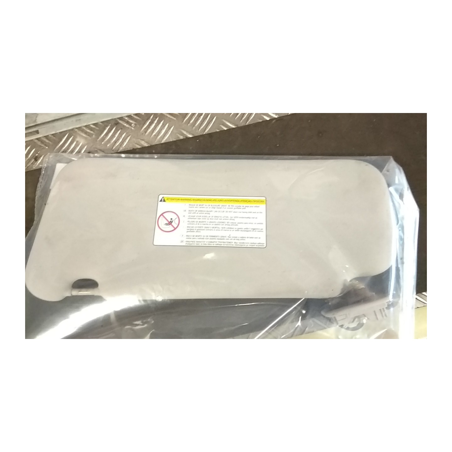 ALETTA PARASOLE PARABREZZA DX. 005 PEUGEOT 407 (03/04-03/12) RHR 8143HW