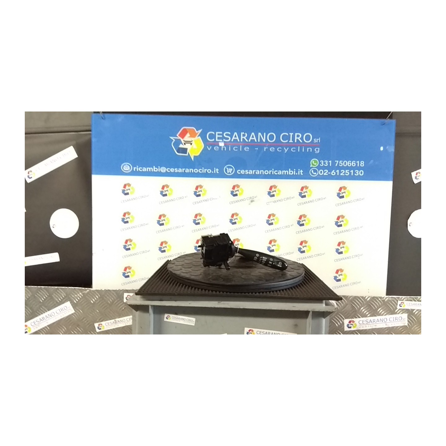 BLOCCO COMANDI TERGICRISTALLI 065 TOYOTA YARIS VERSO (01/03-06/07) 2NZFE 846520D010