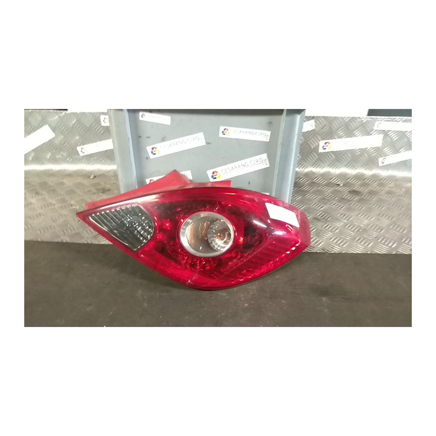 FANALE POST. DX. 106 OPEL CORSA (S07) (07/06-02/11) Z12XEP 93189091