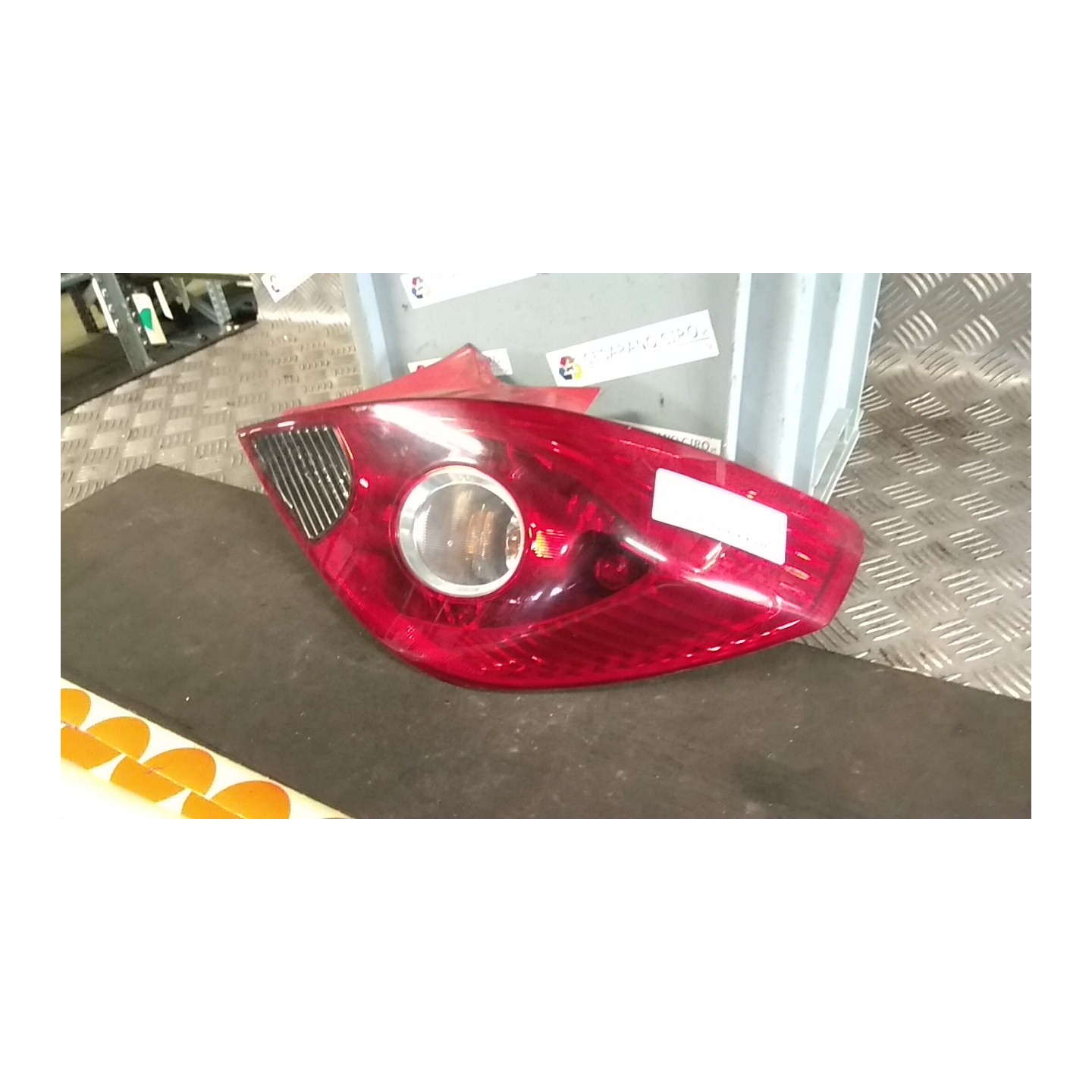 FANALE POST. DX. 106 OPEL CORSA (S07) (07/06-02/11) Z12XEP 93189091