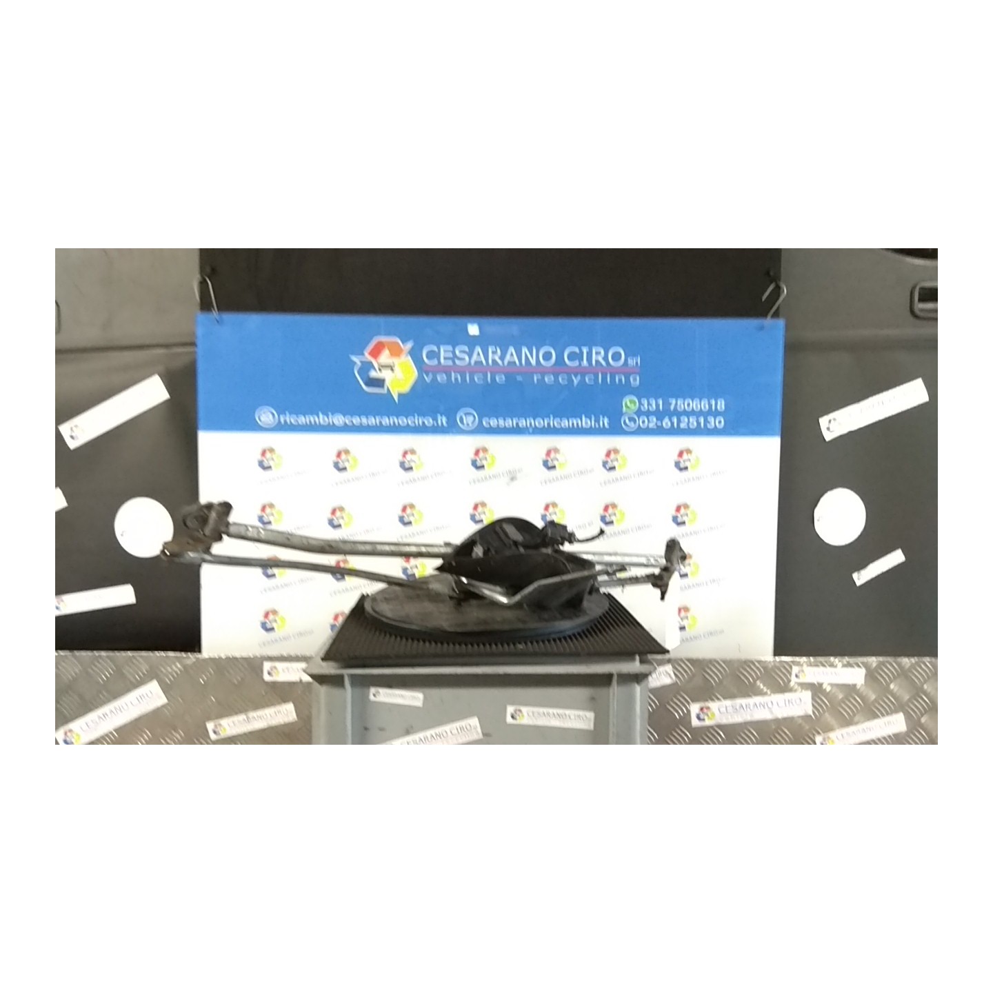 MECCANISMO TERGIPARABREZZA CON MOTORINO 100 MINI MINI (R50/R53) (07/01-07/06) W10B16A 61618229128