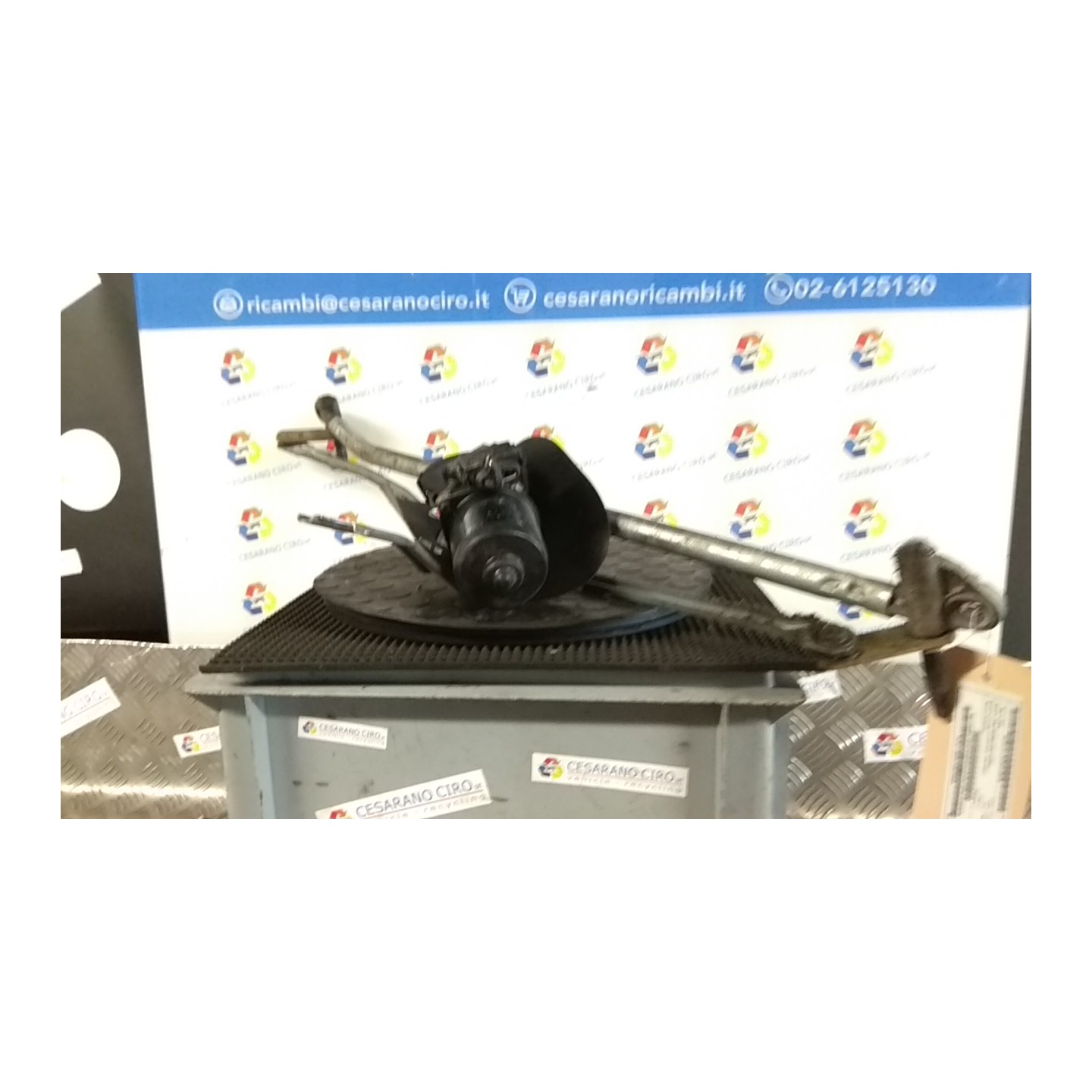 MECCANISMO TERGIPARABREZZA CON MOTORINO 100 MINI MINI (R50/R53) (07/01-07/06) W10B16A 61618229128