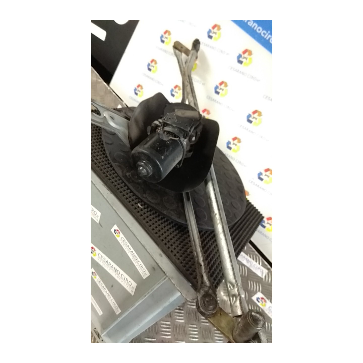 MECCANISMO TERGIPARABREZZA CON MOTORINO 100 MINI MINI (R50/R53) (07/01-07/06) W10B16A 61618229128