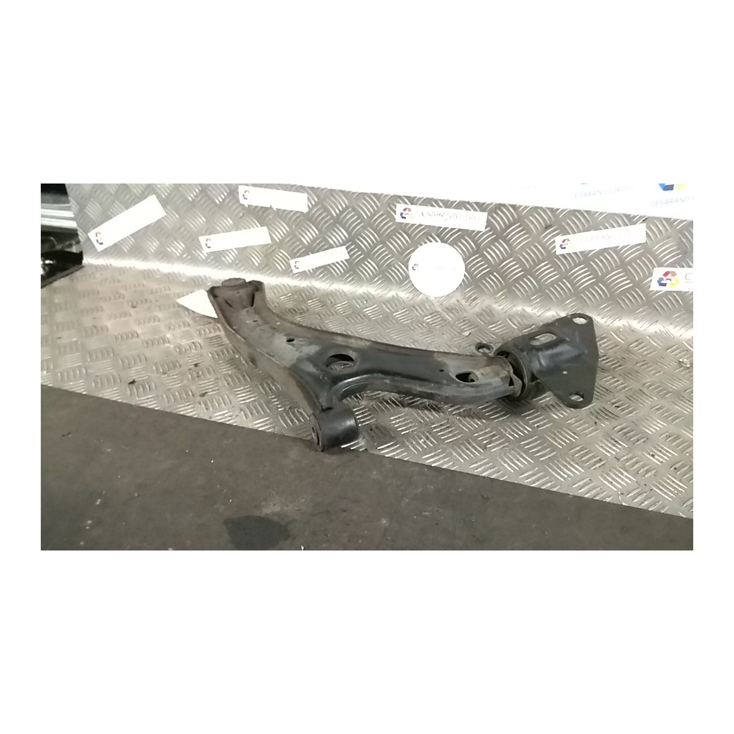 BRACCIO OSCILLANTE SOSP. ANT. SX. 130 HONDA INSIGHT (04/09-10/13) LDA3 51360TF0030