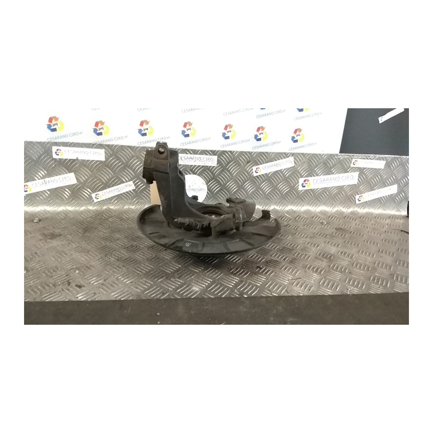 MONTANTE SOSP. ANT. SX. 084 VOLKSWAGEN GOLF (1K) (10/03-12/09) BXE 1K0407255AA