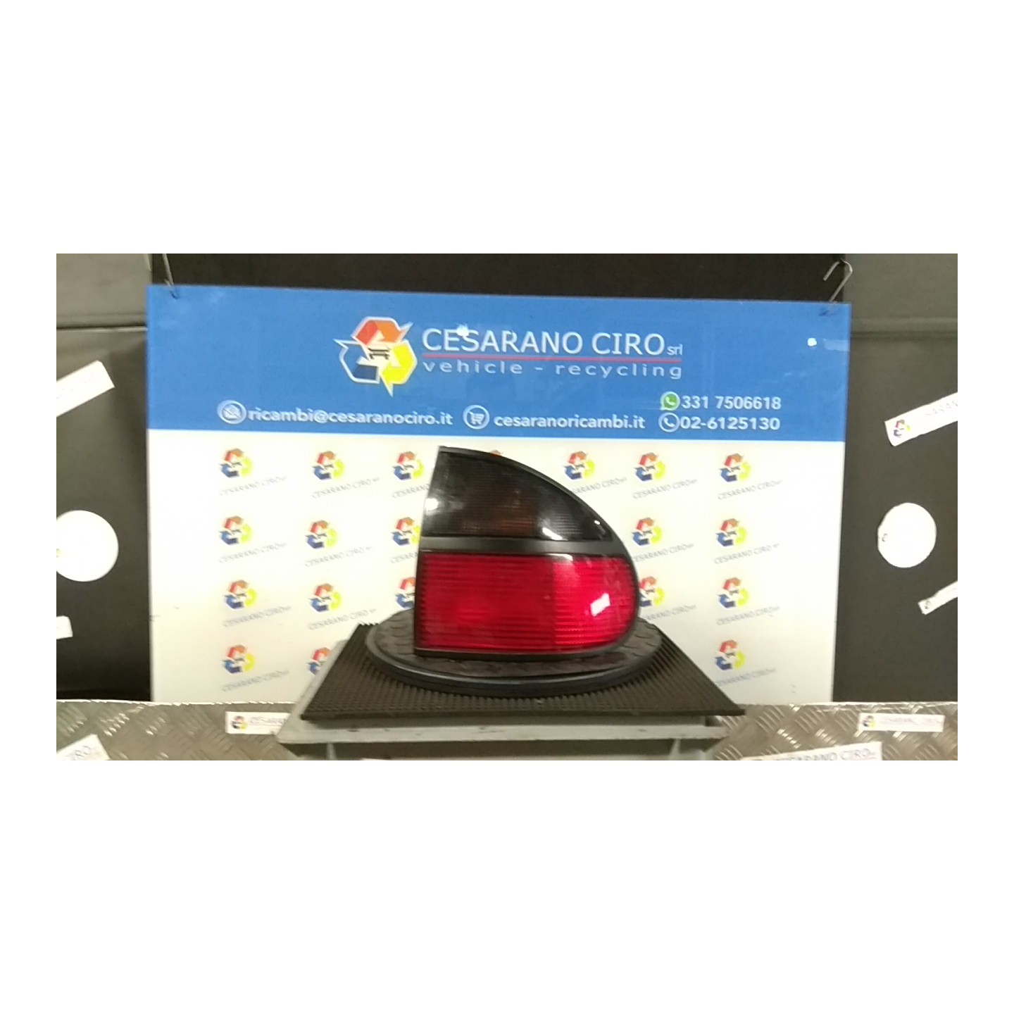 FANALE POST. PARTE EST. DX. 033 RENAULT LAGUNA 1A SERIE (01/94-05/98) F3P D7 7701038274