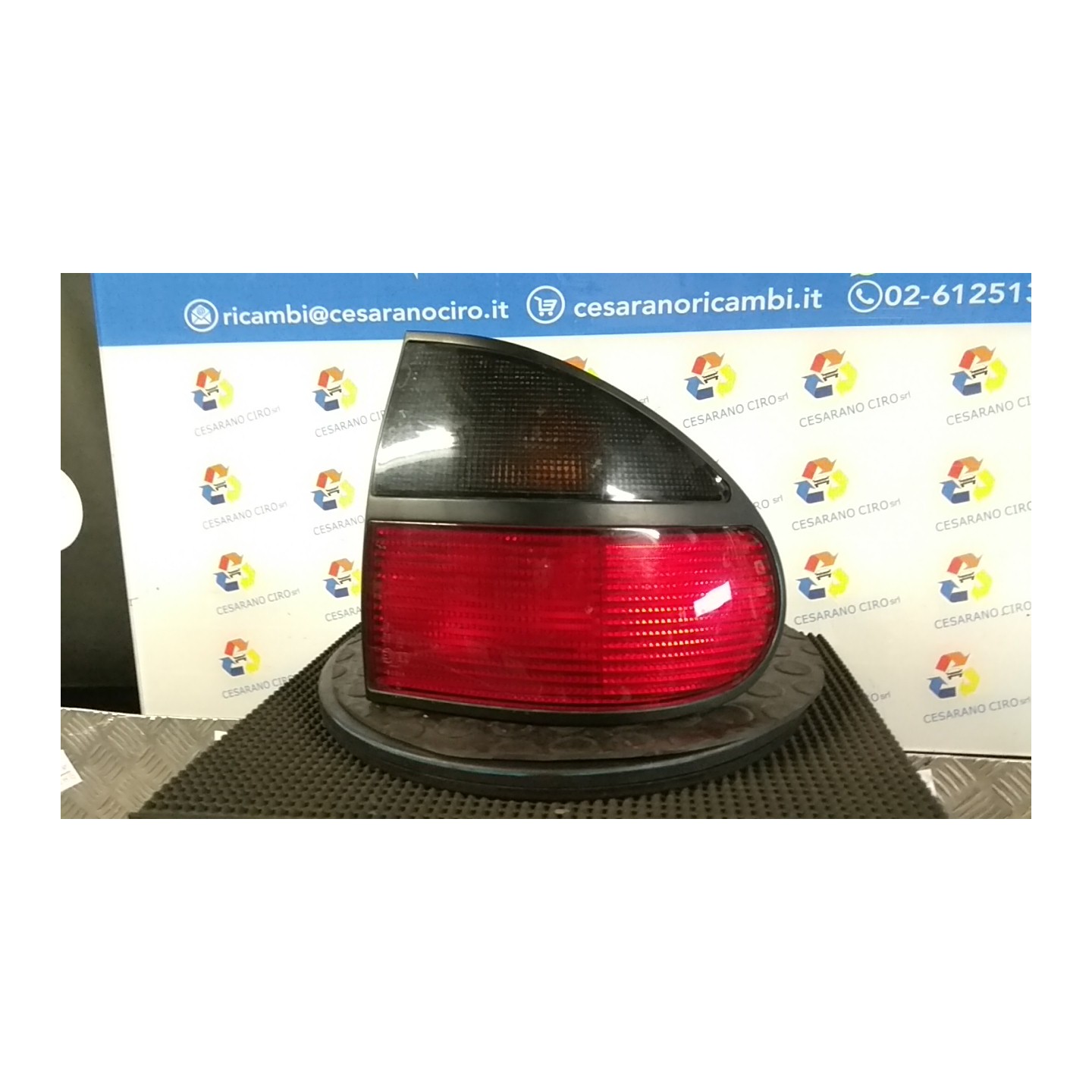 FANALE POST. PARTE EST. DX. 033 RENAULT LAGUNA 1A SERIE (01/94-05/98) F3P D7 7701038274