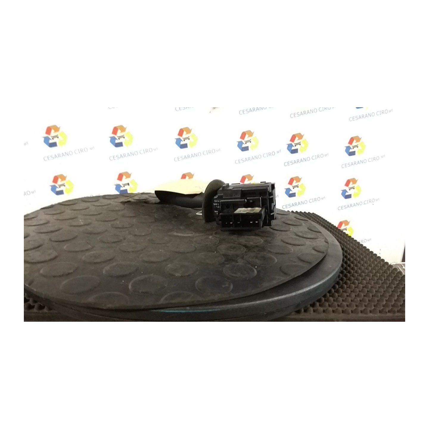BLOCCO COMANDI TERGICRISTALLI 063 CITROEN SAXO (09/99-02/04) HFX 6239G6