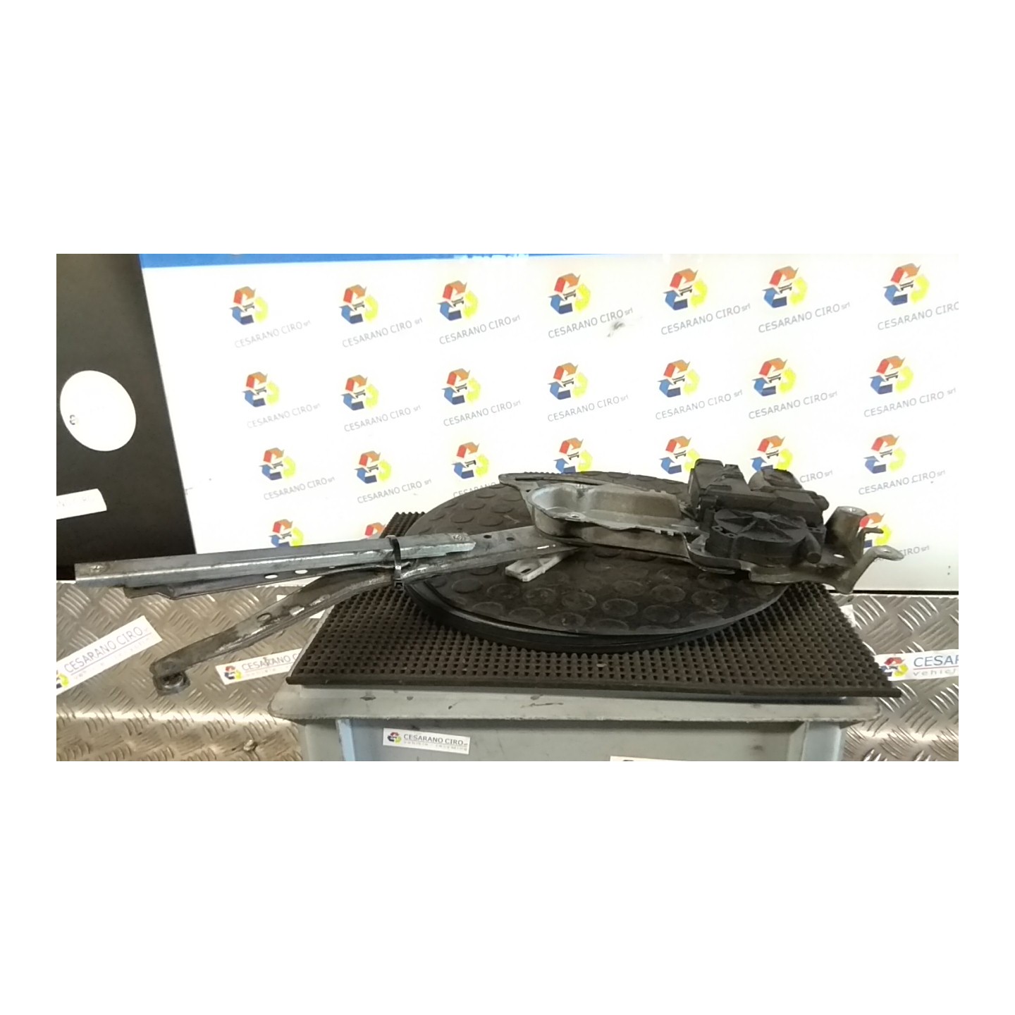 ALZACRISTALLO ELETTR. PORTA ANT. DX. 012 OPEL COMBO (X01) (11/01-01/12) Z17DTH 93186829