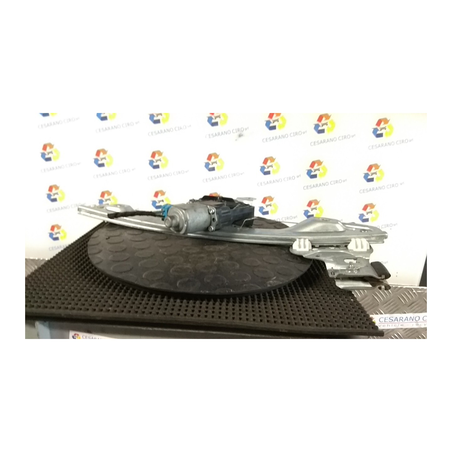 ALZACRISTALLO ELETTR. PORTA POST. DX. 010 CHEVROLET (DAEWOO) AVEO (T300) (05/11-) A12XER 95903063