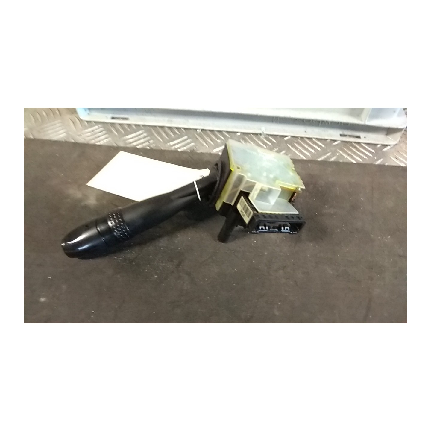 BLOCCO COMANDI TERGICRISTALLI 009 HYUNDAI GETZ (07/02-12/09) G4HG 934201C020