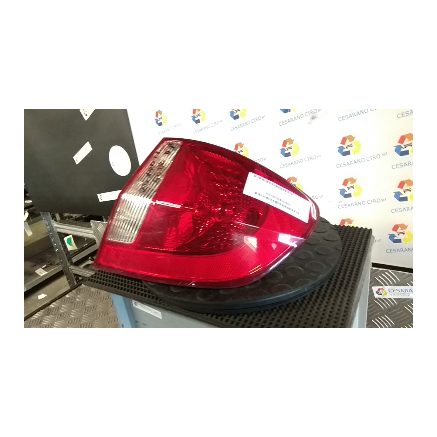 FANALE POST. DX. 015 HYUNDAI GETZ (07/02-12/09) G4HG 924201C500