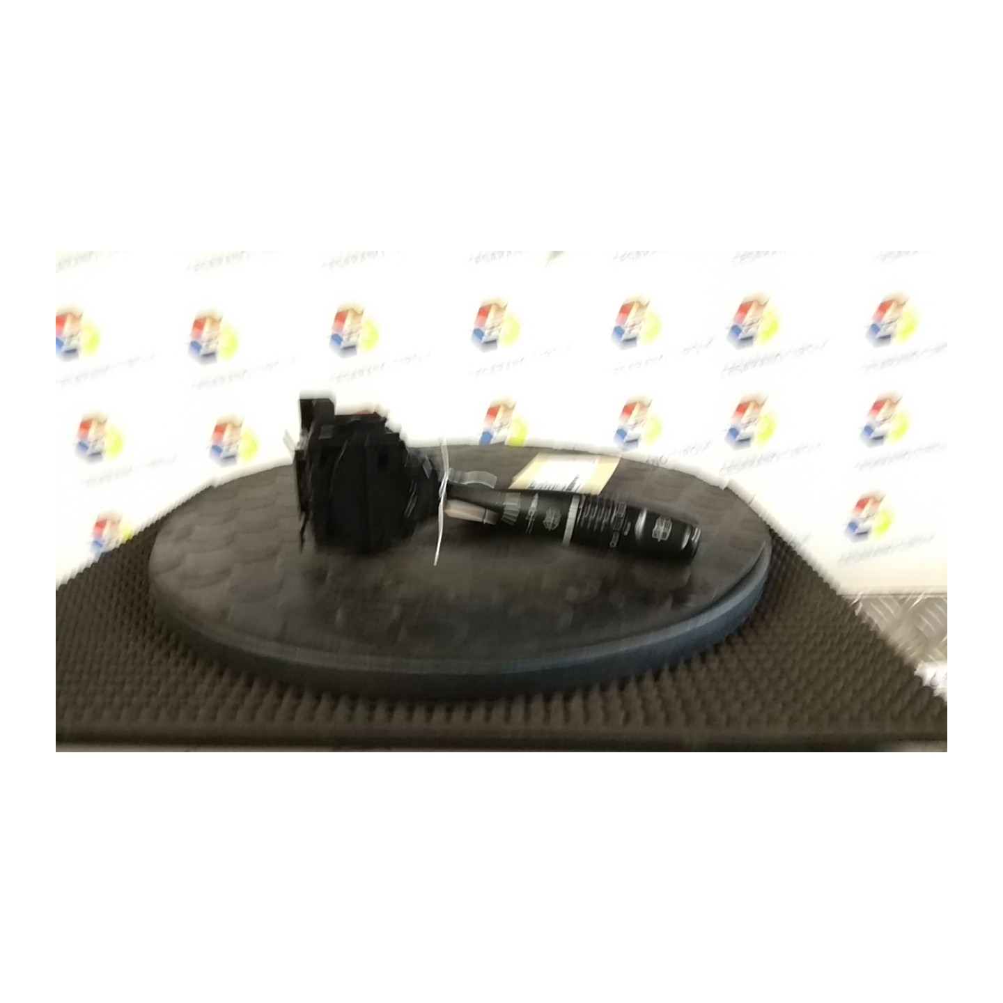 BLOCCO COMANDI ALZACRISTALLI 045 MITSUBISHI OUTLANDER 1A SERIE (05/03-10/0 4G69 MR502231