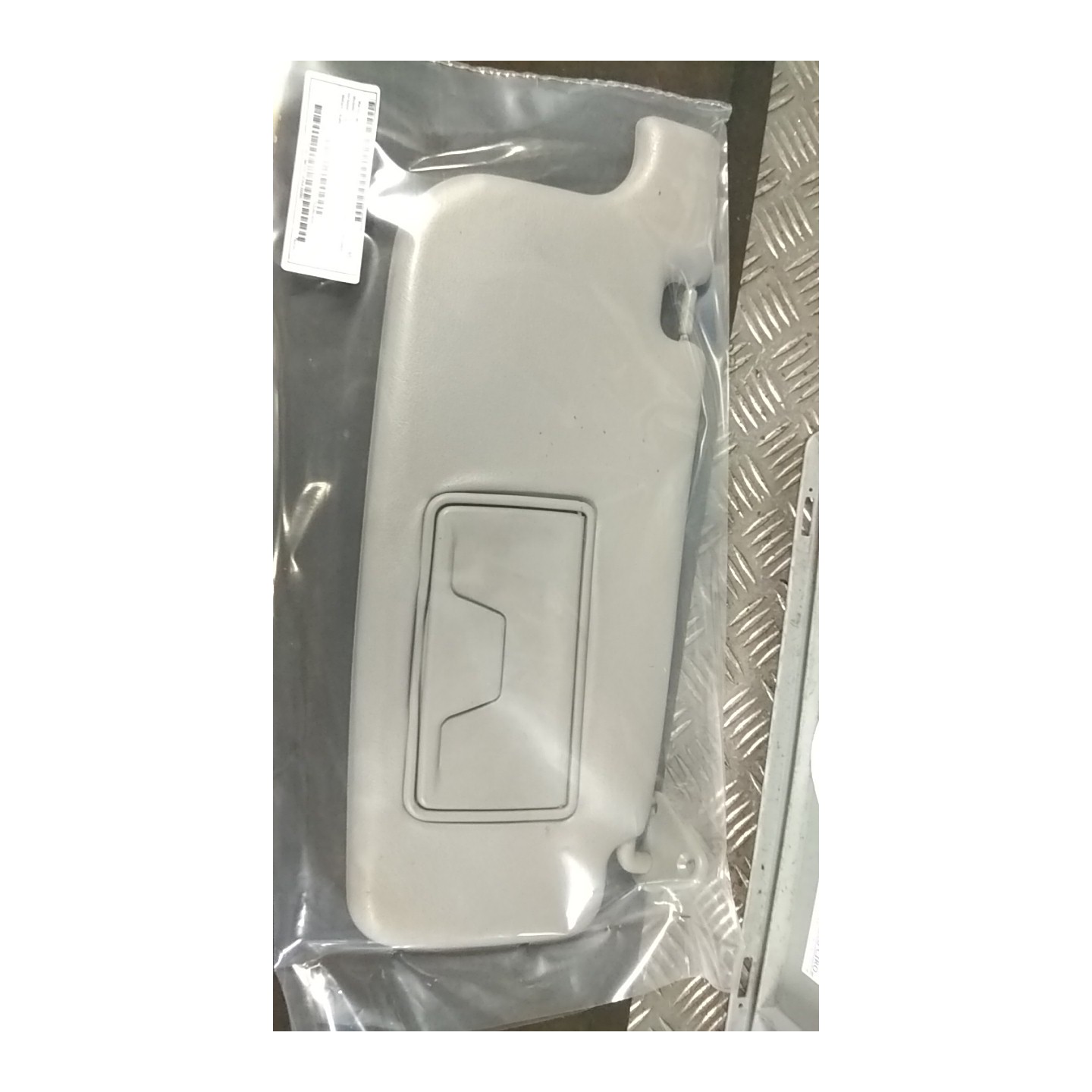 ALETTA PARASOLE PARABREZZA DX. 048 MITSUBISHI OUTLANDER 1A SERIE (05/03-10/0 4G69 7620A024HA