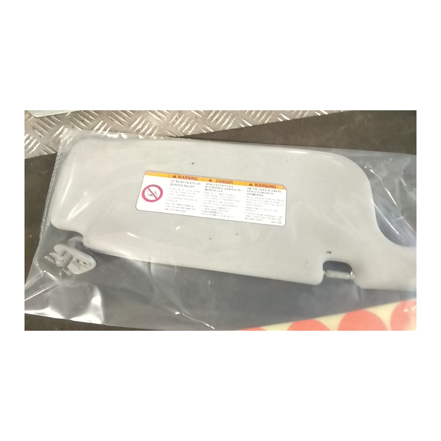 ALETTA PARASOLE PARABREZZA SX. 049 MITSUBISHI OUTLANDER 1A SERIE (05/03-10/0 4G69 MN134993HA