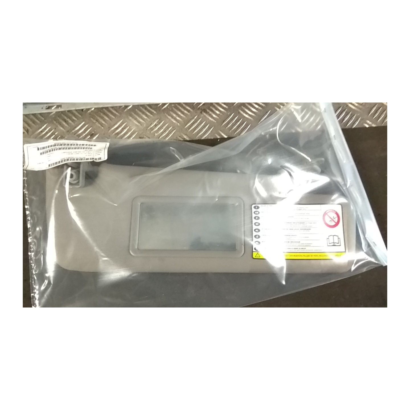 ALETTA PARASOLE PARABREZZA DX 052 LANCIA YPSILON (TK) (04/11-06/16) 199B1000 NB5409010031001DX