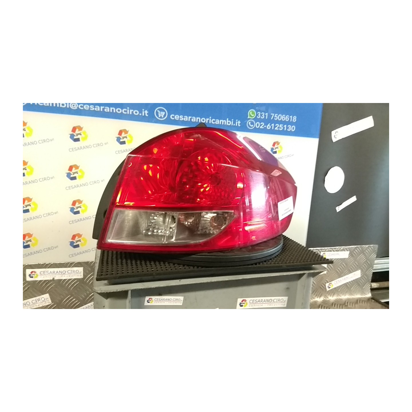 FANALE POST. DX. 079 RENAULT CLIO 3A SERIE (07/05-05/09) D4FH7 8200586844