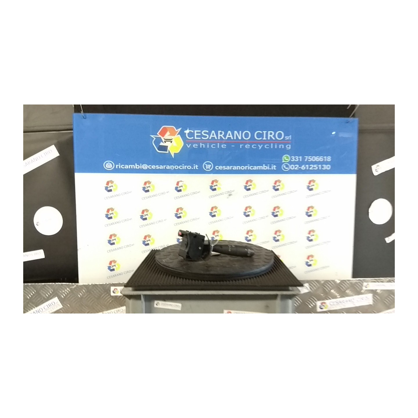 BLOCCO COMANDI TERGICRISTALLI 085 DACIA LOGAN (11/05-10/08) K7MF7 6001548109