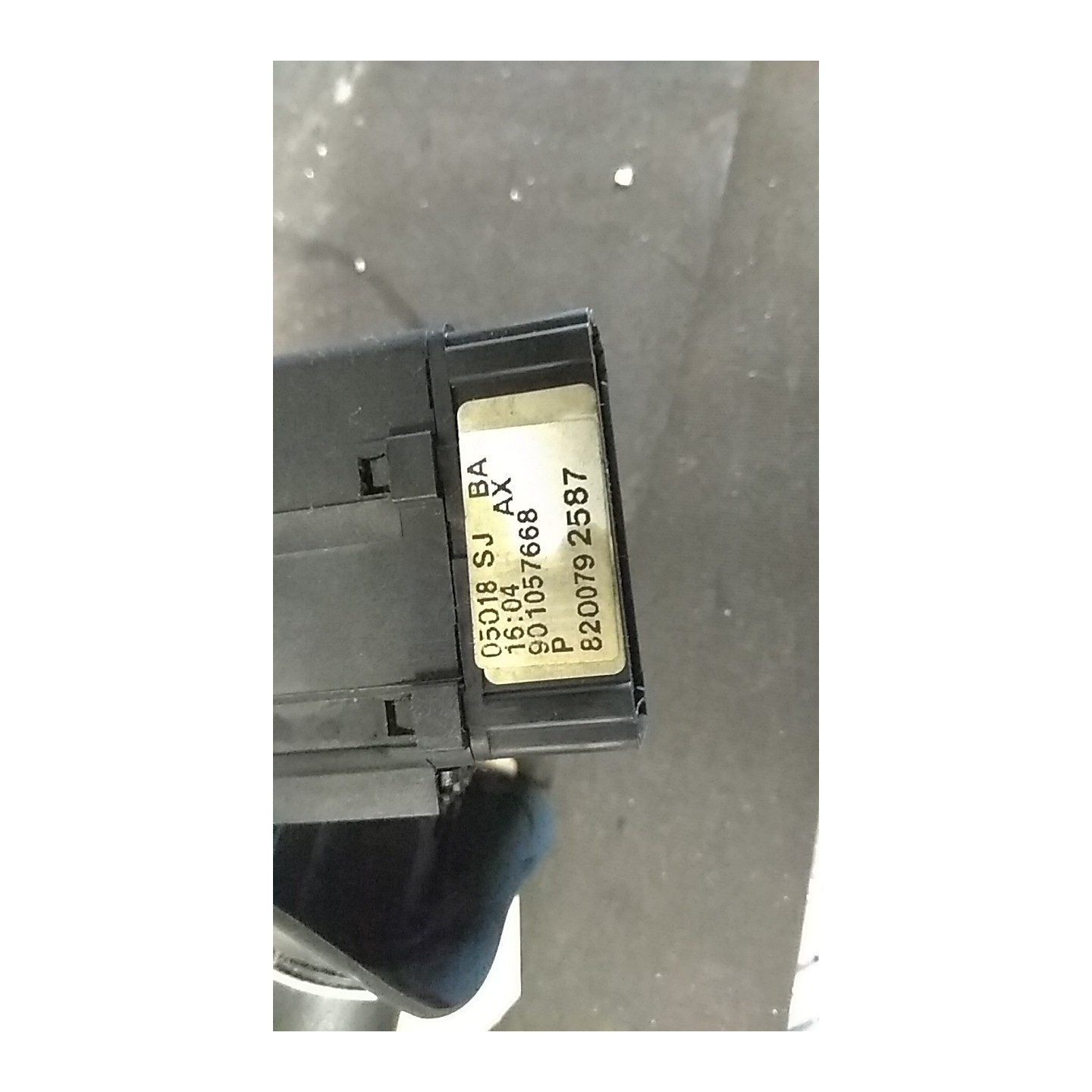 BLOCCO COMANDI TERGICRISTALLI 085 DACIA LOGAN (11/05-10/08) K7MF7 6001548109