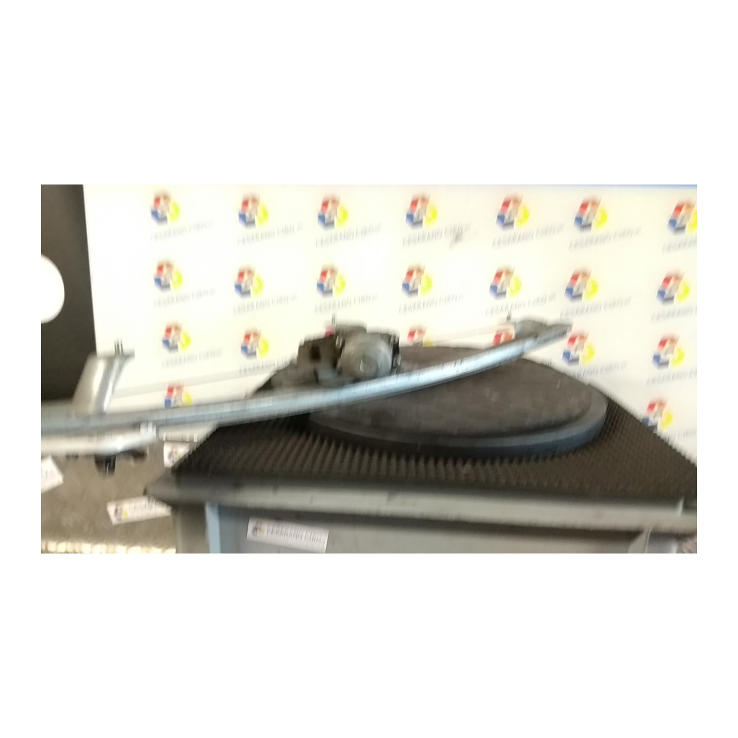 ALZACRISTALLO ELETTR. PORTA ANT. CON MOTORINO SX. 103 DACIA LOGAN (11/05-10/08) K4MA6 6001547149