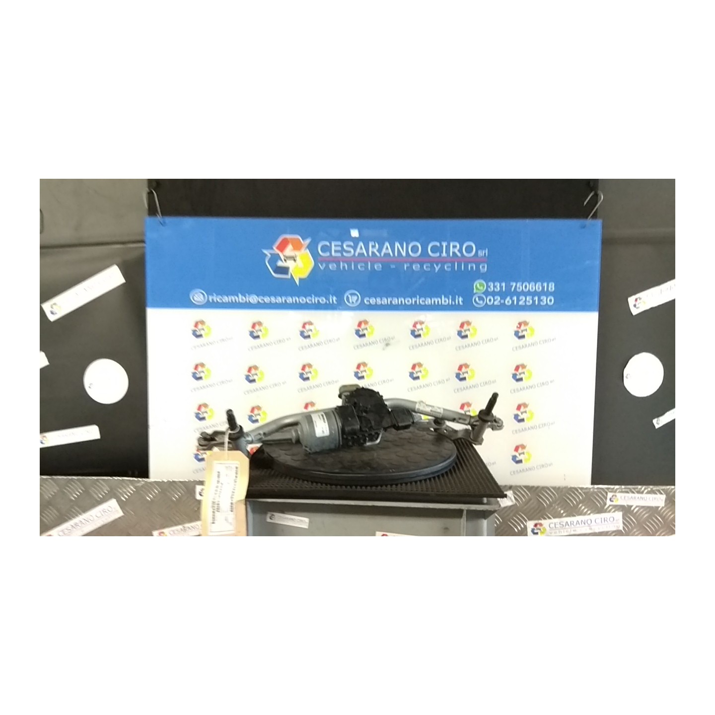 MECCANISMO TERGIPARABREZZA CON MOTORINO 069 CITROEN C3 3A SERIE (B618) (03/20-) HM05 9815497780
