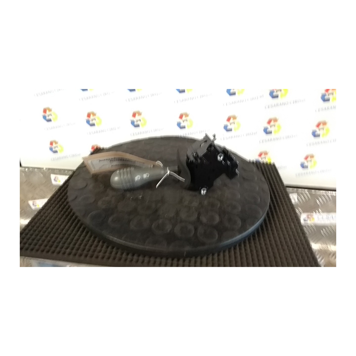 BLOCCO COMANDO VOLANTE LUCI 103 RENAULT TWINGO 1A SERIE (08/98-09/07) D7FF7 7701046629