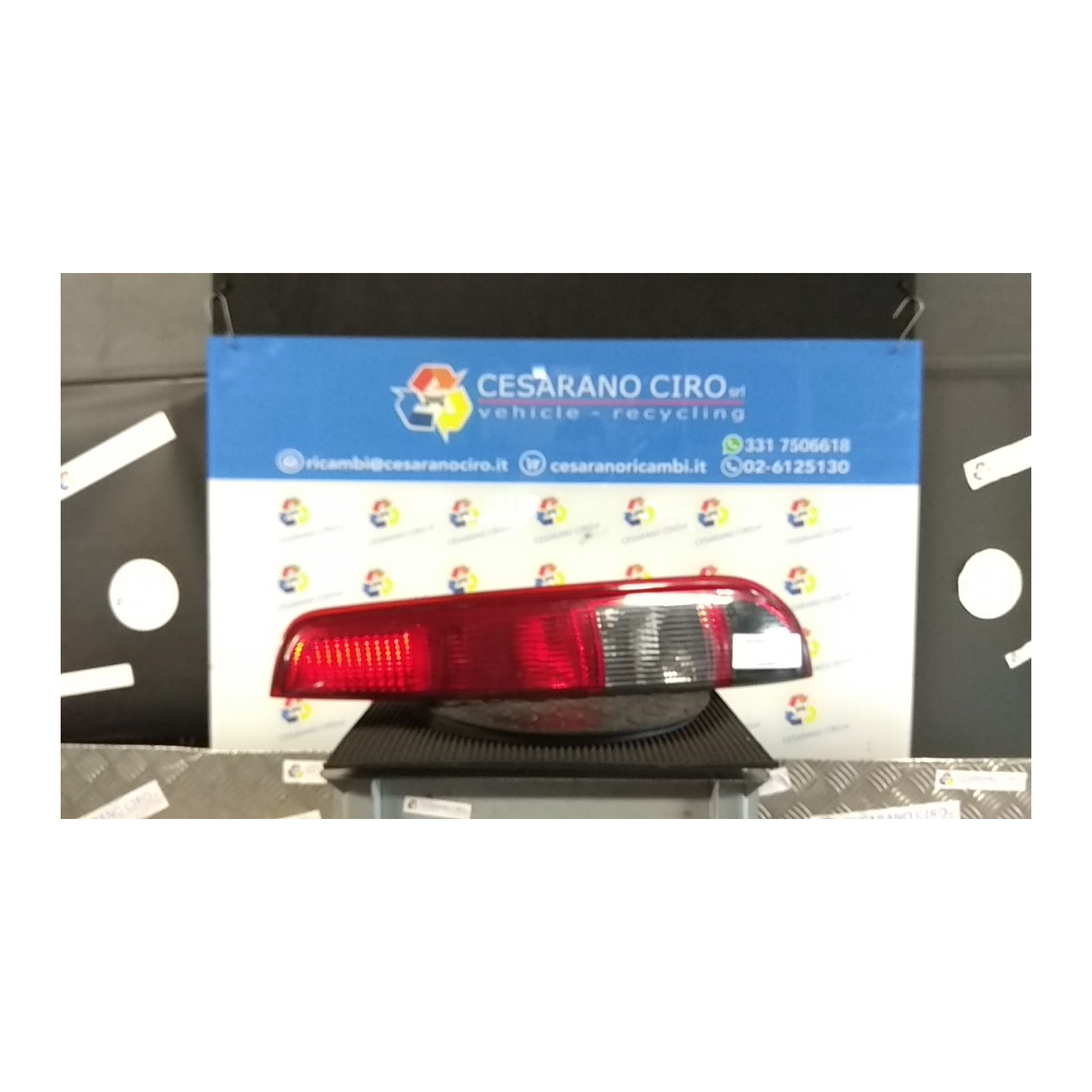 FANALE POST. DX. 012 FORD FOCUS (CAP) (11/04-06/08) HHDA 1420466