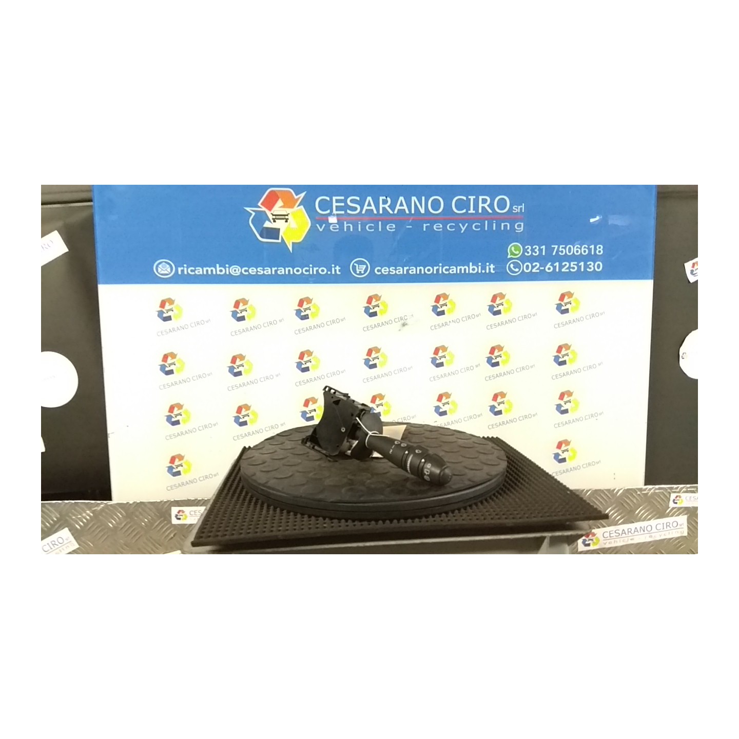 BLOCCO COMANDI TERGICRISTALLI 052 RENAULT TWINGO 2A SERIE (06/07-02/12) D4FJ7 7701048915