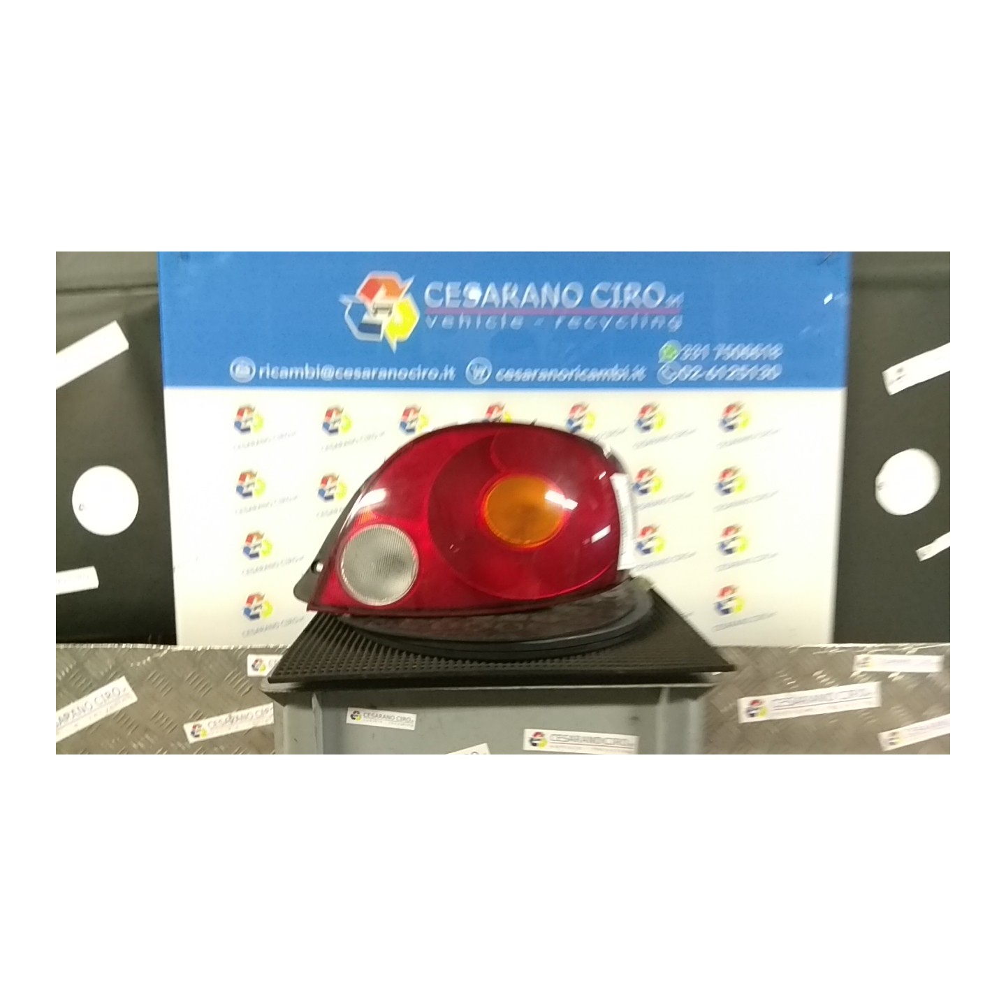 FANALE POST. DX. 113 CHEVROLET (DAEWOO) MATIZ (M100) (12/00-02/06) B10S 96563515