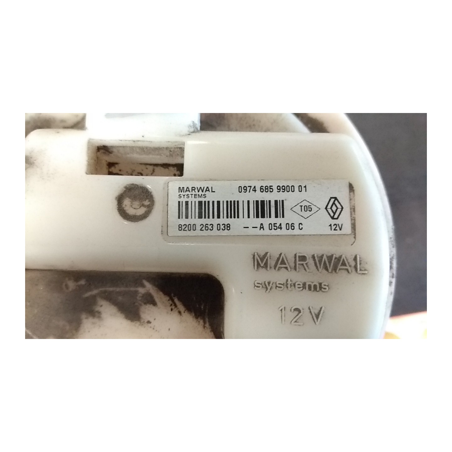 POMPA CARBURANTE C/TRASDUTTORE (GALLEGGIANTE) 133 RENAULT CLIO 3A SERIE (07/05-05/09) D4FD7 8200727740