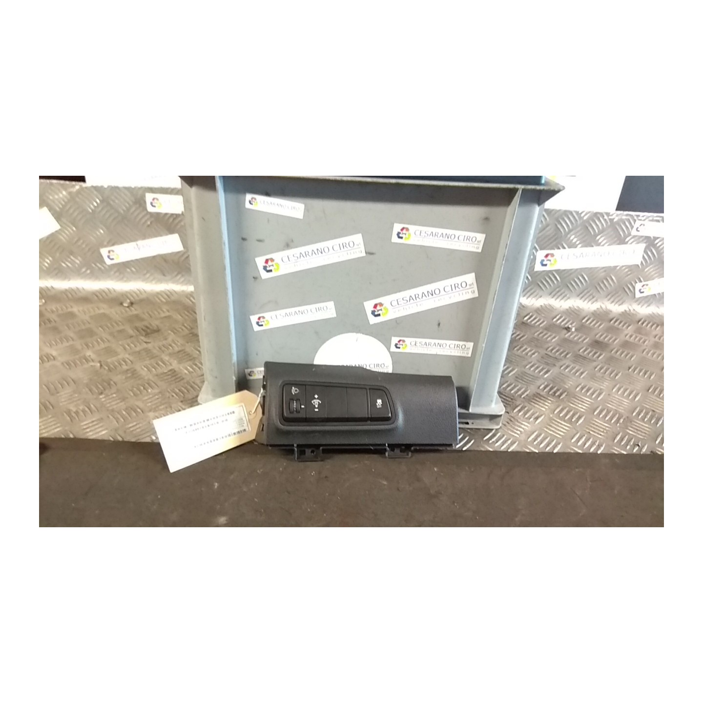 BLOCCO COMANDI MULTIFUNZIONI 001 HYUNDAI TUCSON (07/18-06/21) D4FE 93710D3AA0TRY