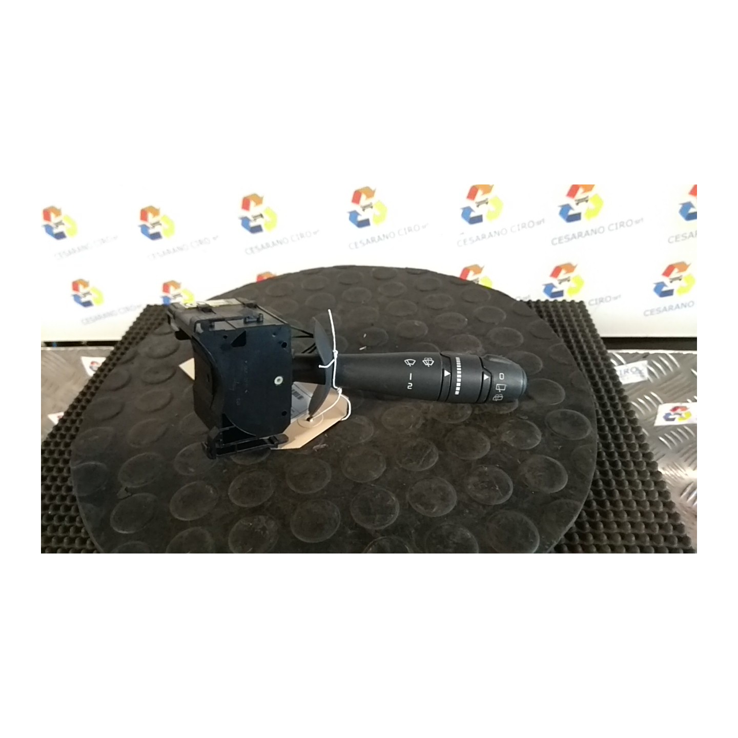 BLOCCO COMANDI TERGICRISTALLI 025 RENAULT TWINGO 2A SERIE (06/07-02/12) K9K17 7701048915