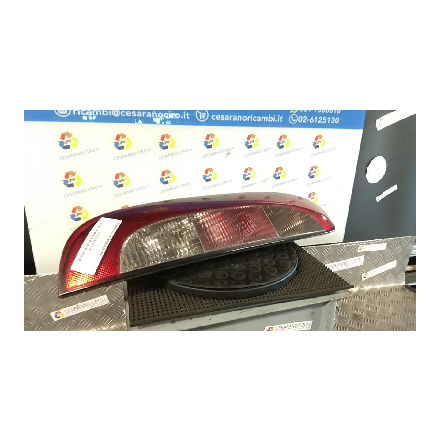 FANALE POST. TINTA SCURA SX. 030 OPEL CORSA (X01) (10/00-06/06) Z10XE 93170222