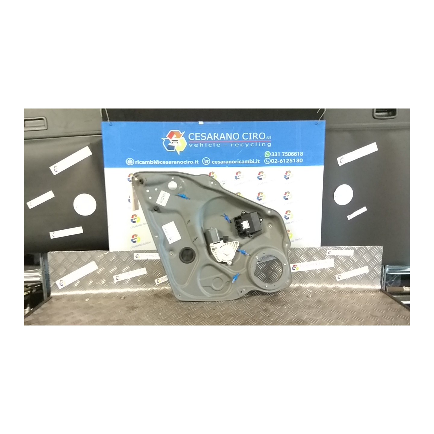 ALZACRISTALLO ELETTR. PORTA POST. SX. 110 MERCEDES-BENZ CLASSE A (W/C169) (07/04-04/13 640940 A1697303379